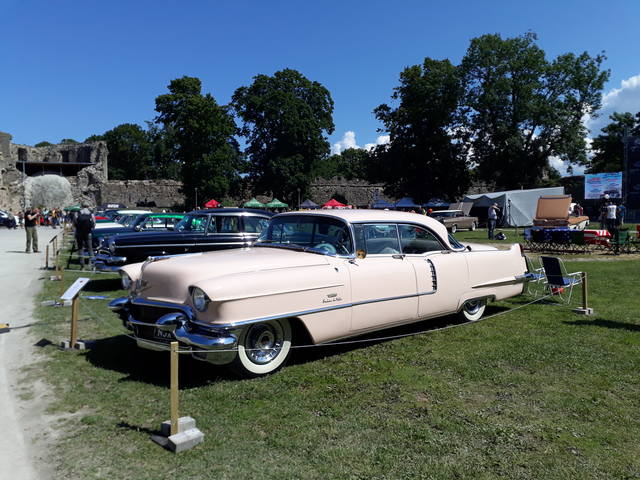American Beauty Car Show и замки Эстонии American Beauty Car Show и замки Эстонии