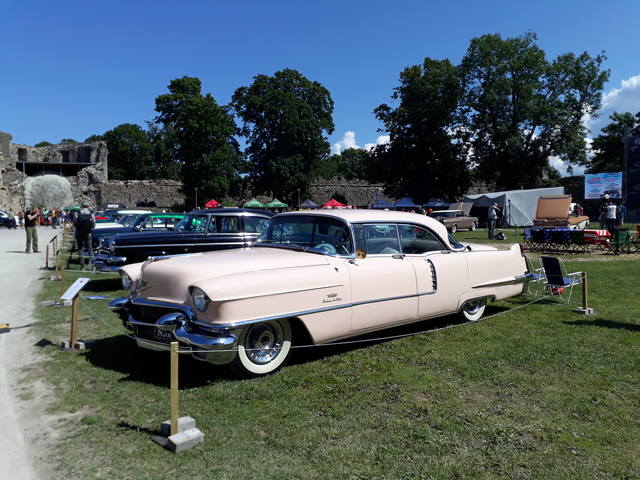 American Beauty Car Show и замки Эстонии