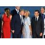 супруга президента Франции Брижит Макрон поцеловала Дональда Трампа
