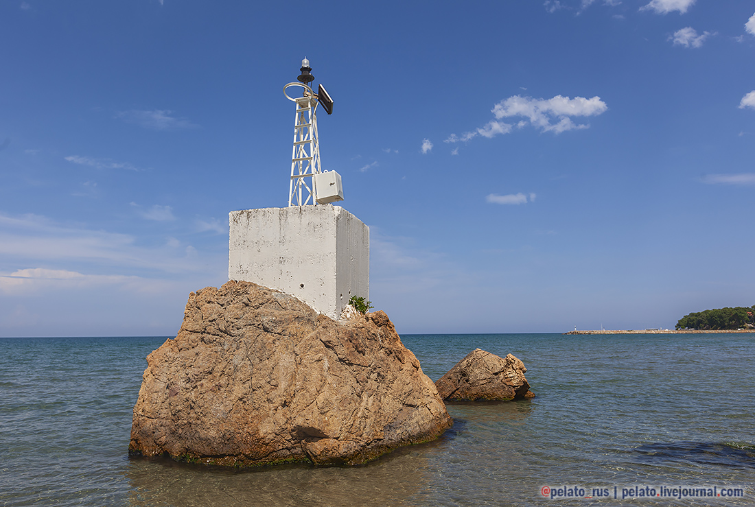 (С) Pelato Blog: pelato.livejournal.com Instagram: @pelato_rus Маяк Фарос Faros город town стомио stomio Греция Greece travel путешествие