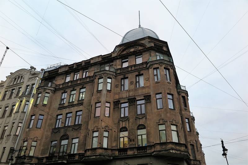 Прогулка по Петербургу Прогулка по Петербургу