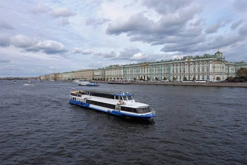 Вид на Эрмитаж Эрмитаж