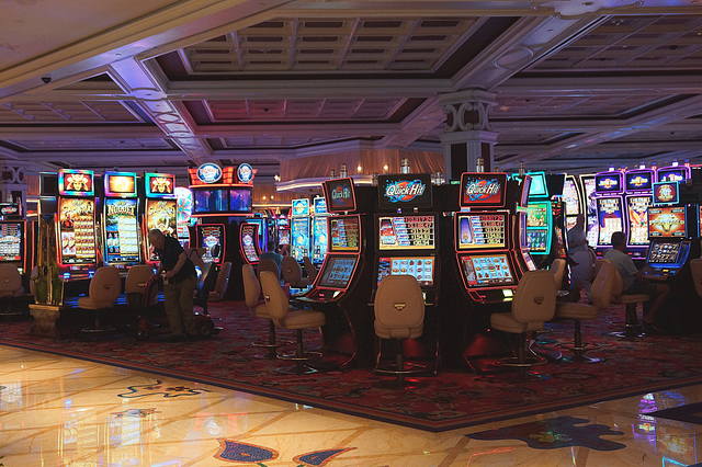 Один из игорных залов Лас-Вегаса. Фото Морошкина В.В.