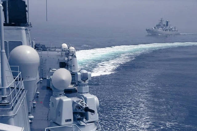 http://images.vfl.ru/ii/1572428045/853c4957/28379725_m.jpg