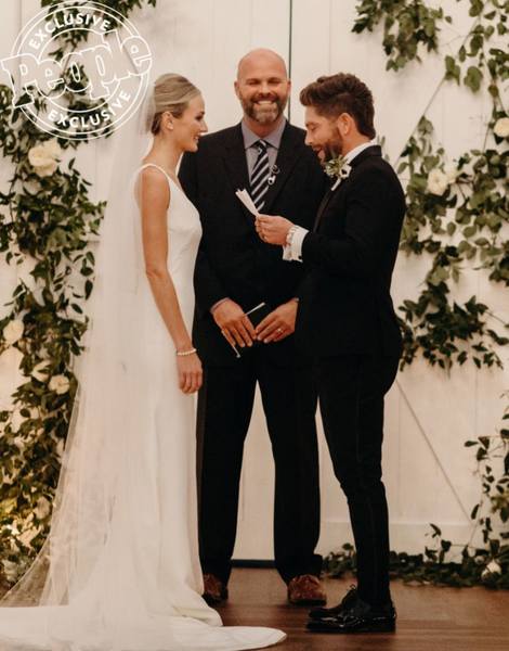 Lauren & Chris Lane - Bachelor 20 - Discussion - #7 - Page 20 28504799_m