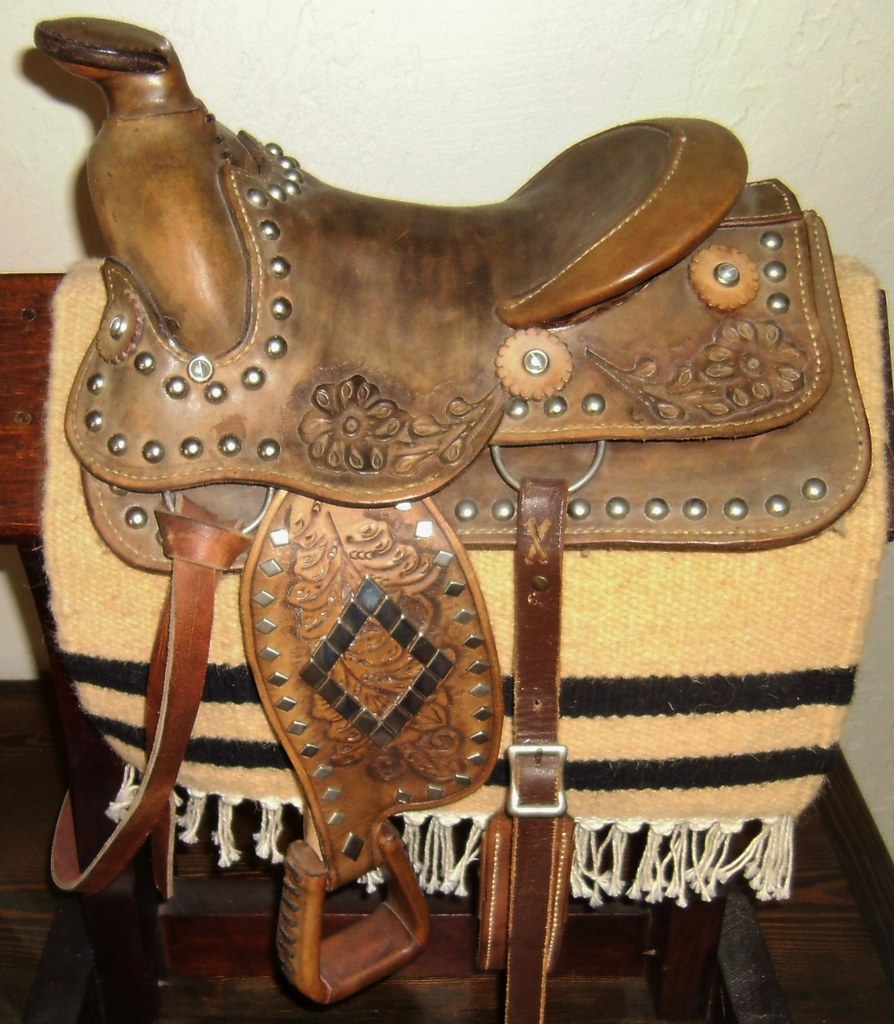 027 saddle - salesman sample saddle used as a sales man's sample (miniature) about 15"long