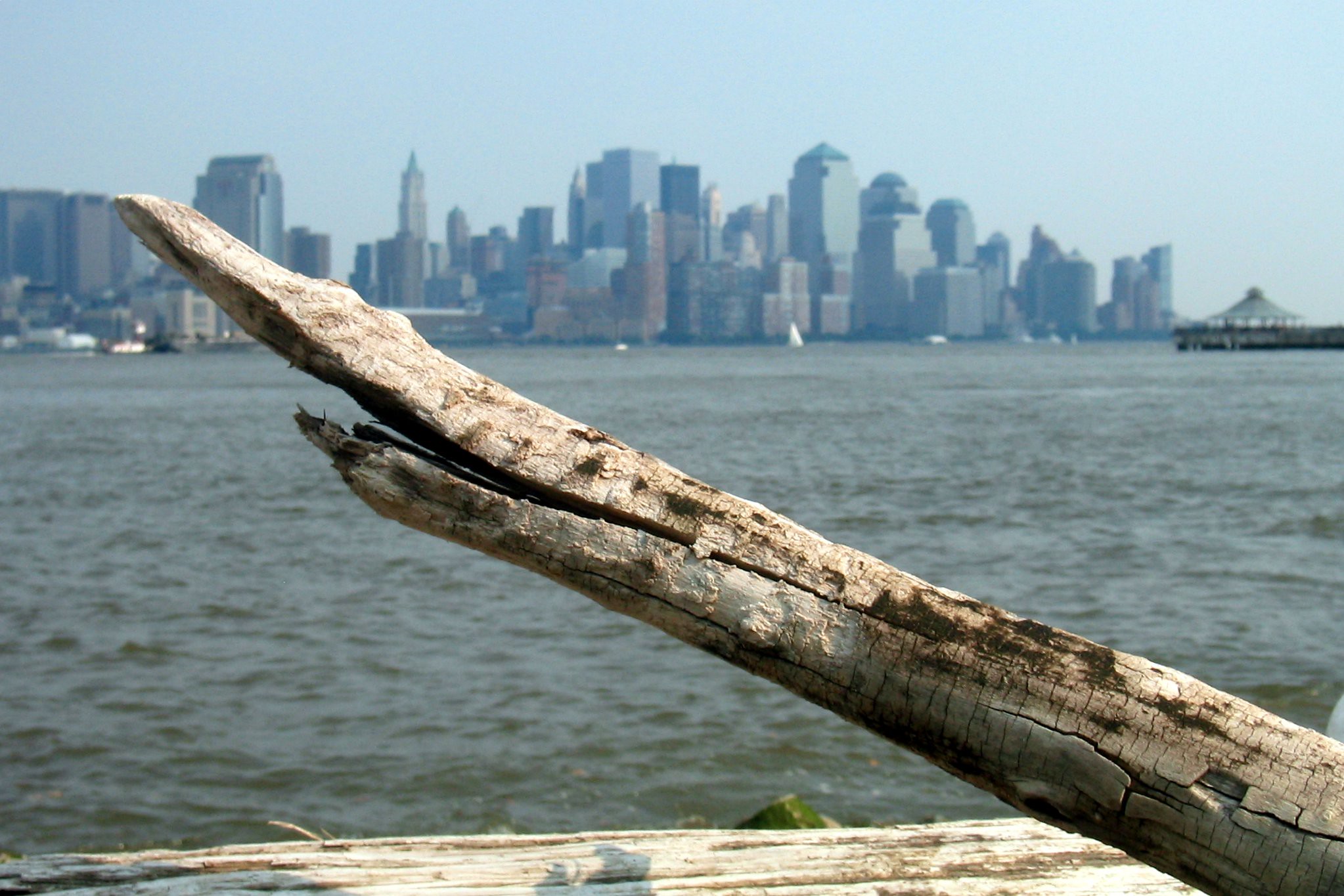 NJ - Hoboken: Sinatra Park - NYC Skyline