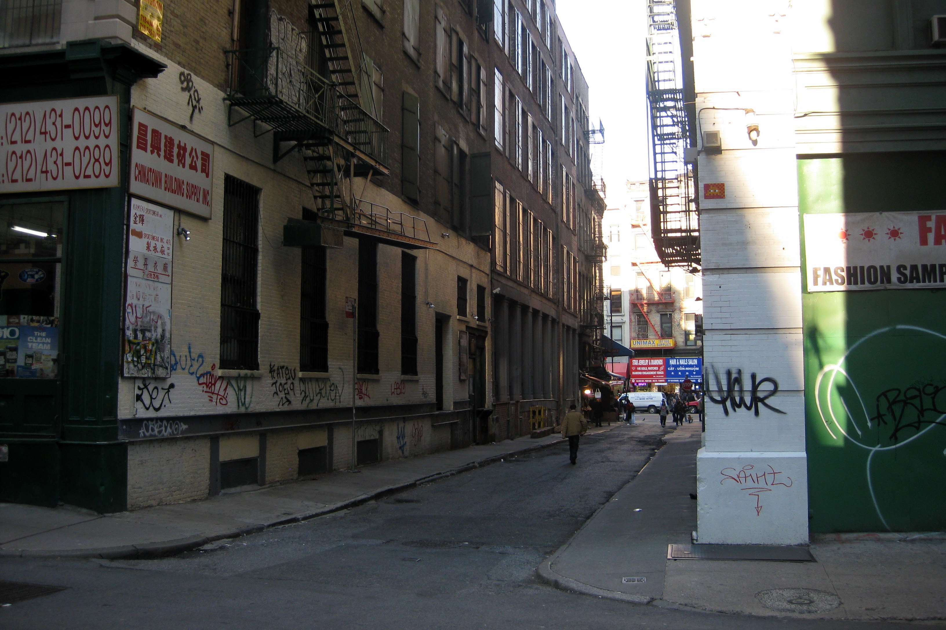 NYC - Cortland Alley