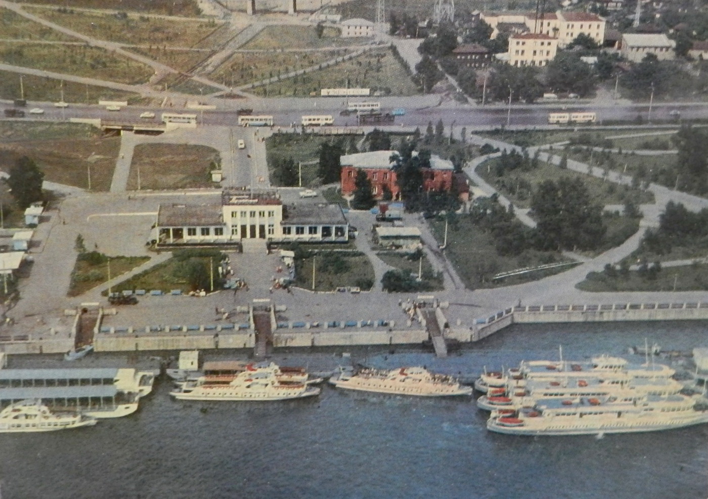 1974 года издания открытка, фото И. Курдачева.
