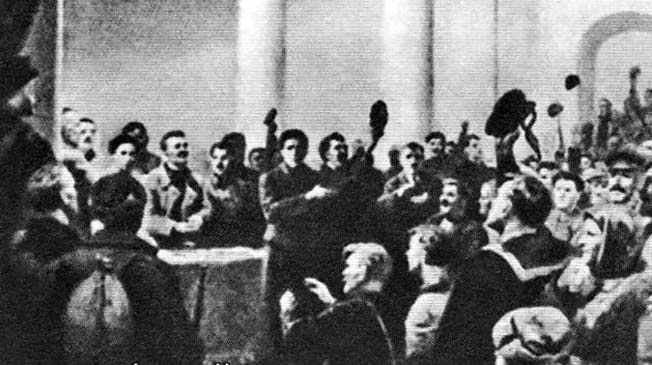 Провозглашение Украинской Народной Республики Советов на съезде в Харькове.