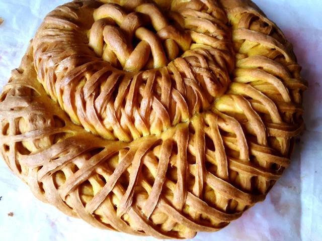 Пирог с начинкой ажурный