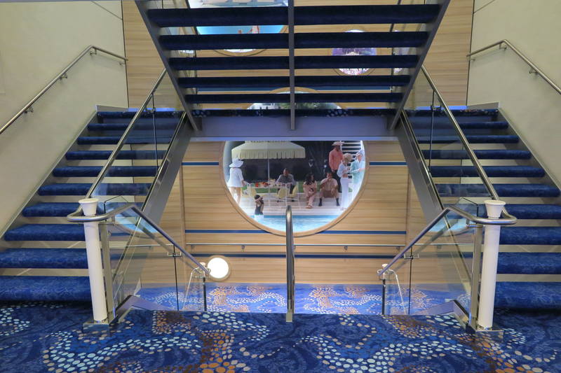 Лайнер Mein Schiff 4 Лайнер Mein Schiff 4