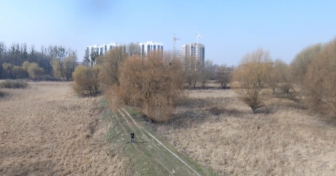 закаляйся голой попой об забор