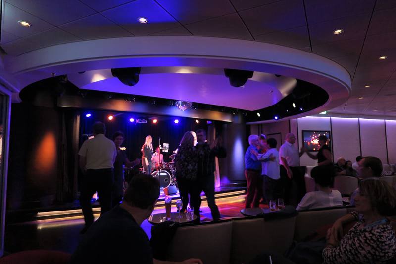 Лайнер Mein Schiff 4 Лайнер Mein Schiff 4