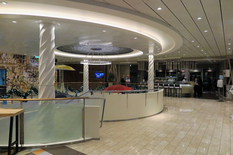 Лайнер Mein Schiff 4 Лайнер Mein Schiff 4