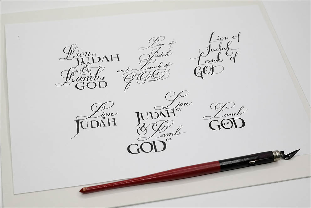 The Lion as Judah and The Lamb as GOD text. Lenskiy.org