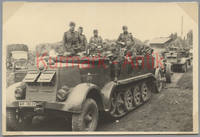 Foto Wehrmacht Panzer Halbkette 8to mit Zusatz Panzerung Frankreich Front