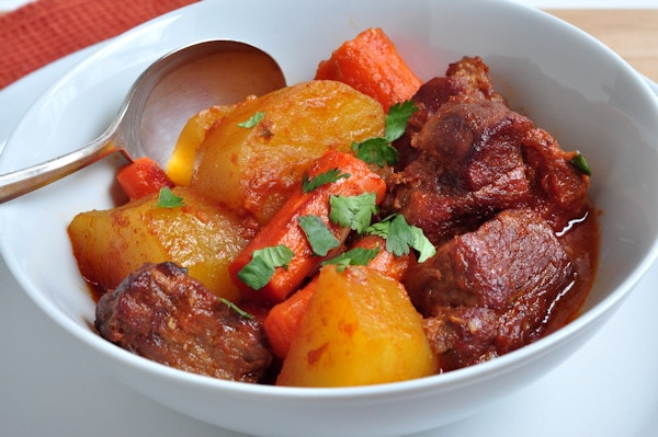 Рагу из свинины с картофелем в духовке