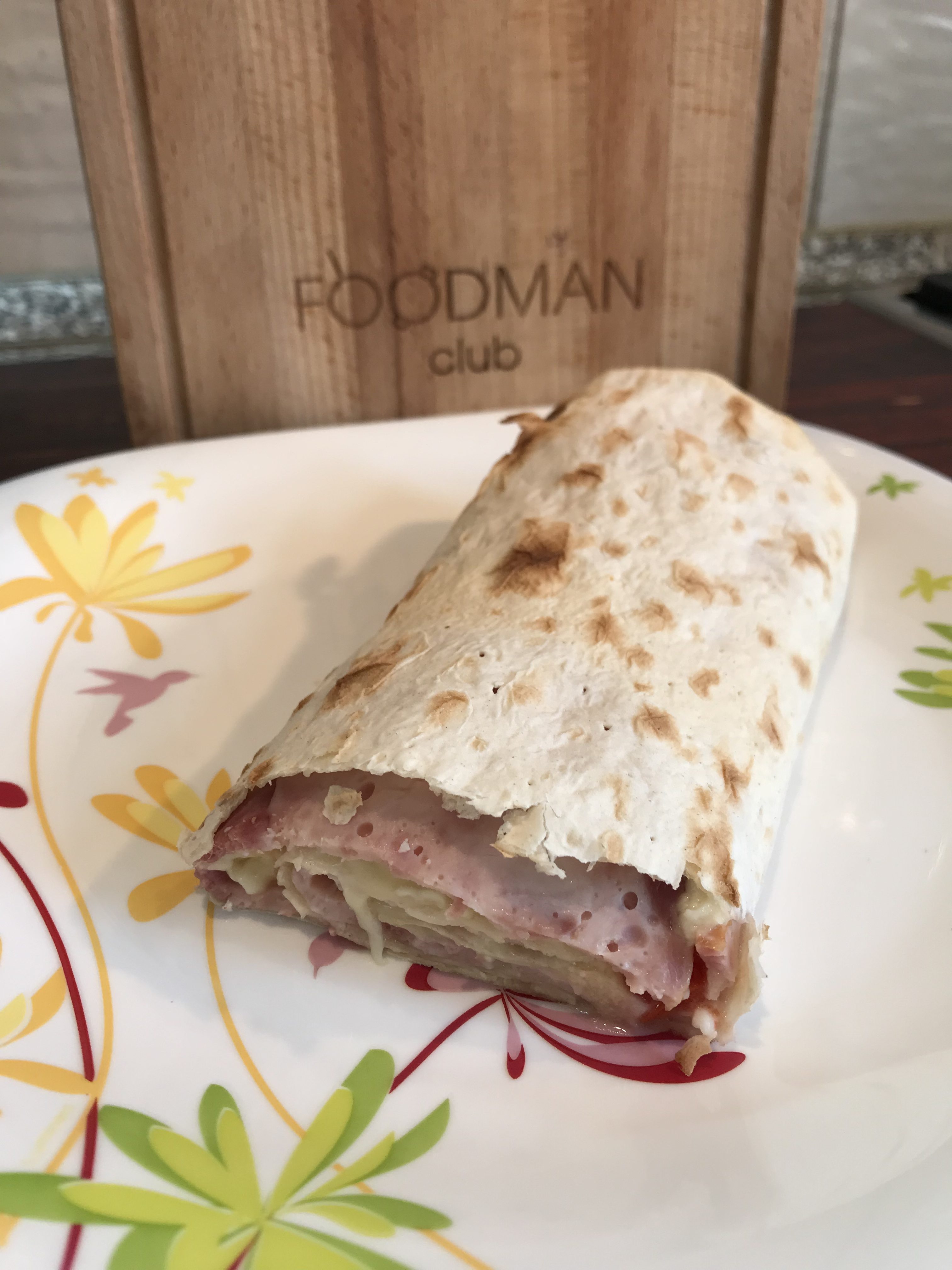 Рулет из лаваша на завтрак