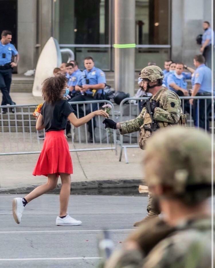 30774360.jpg