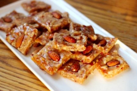 Ореховая помадка «Бадам аур писта ка халава»