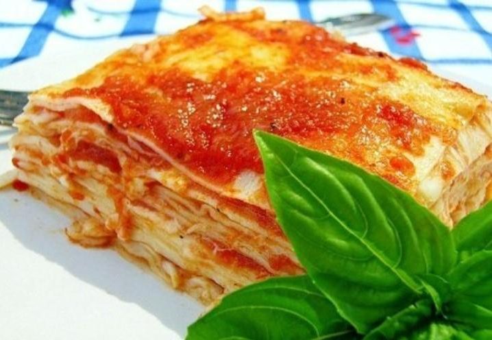 Лазанья с томатами в собственном соку