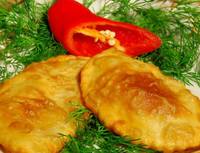Чебуреки со свежими овощами