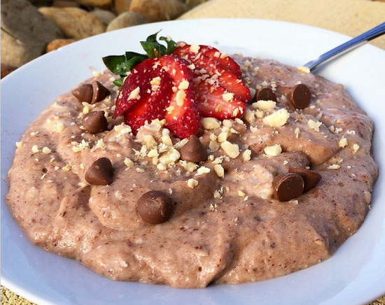 Шоколадная манная каша