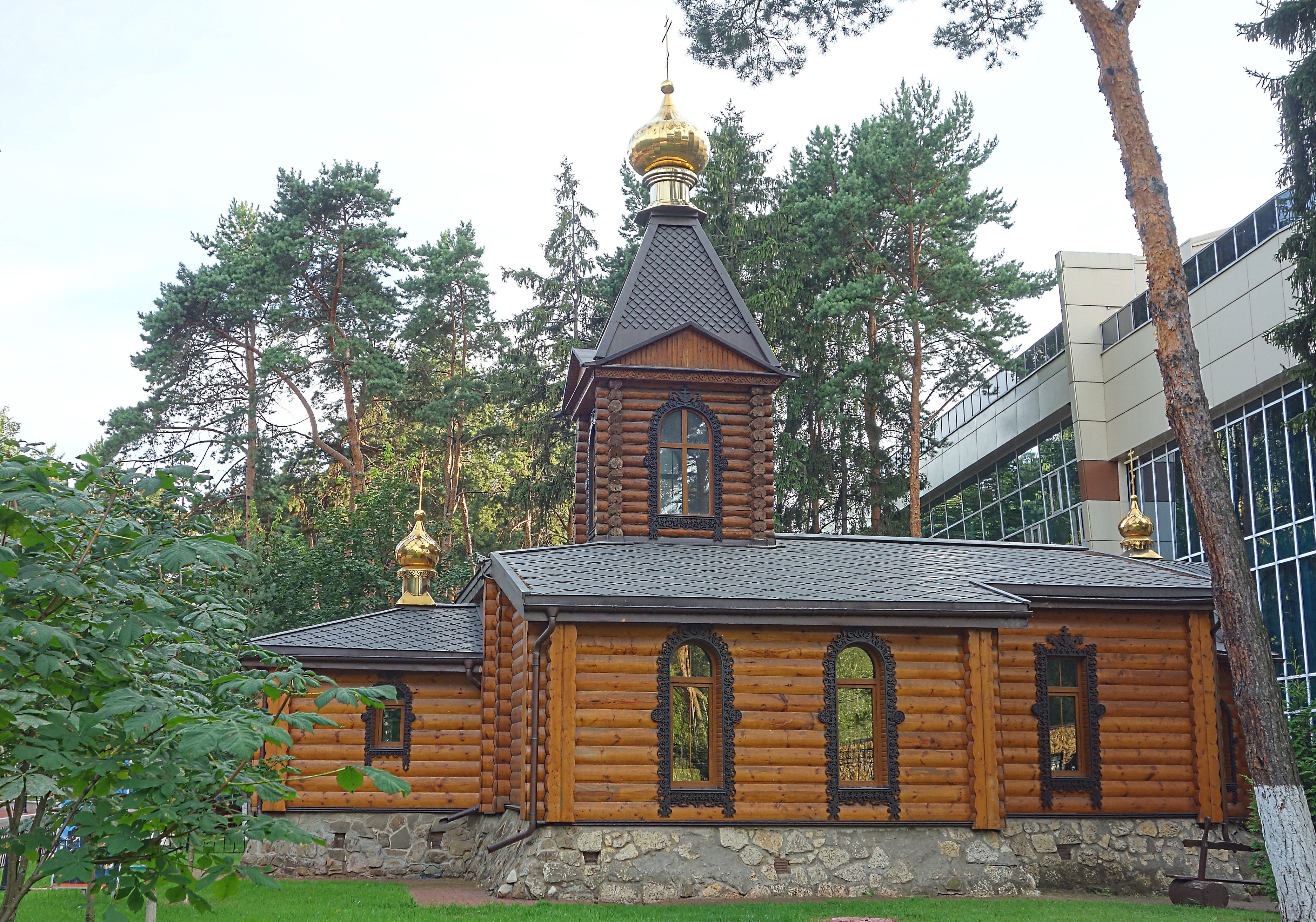 Храм Св. Георгия-Победоносца на ул Вахрушина у долины Сетуни. Фото Морошкина В.В.