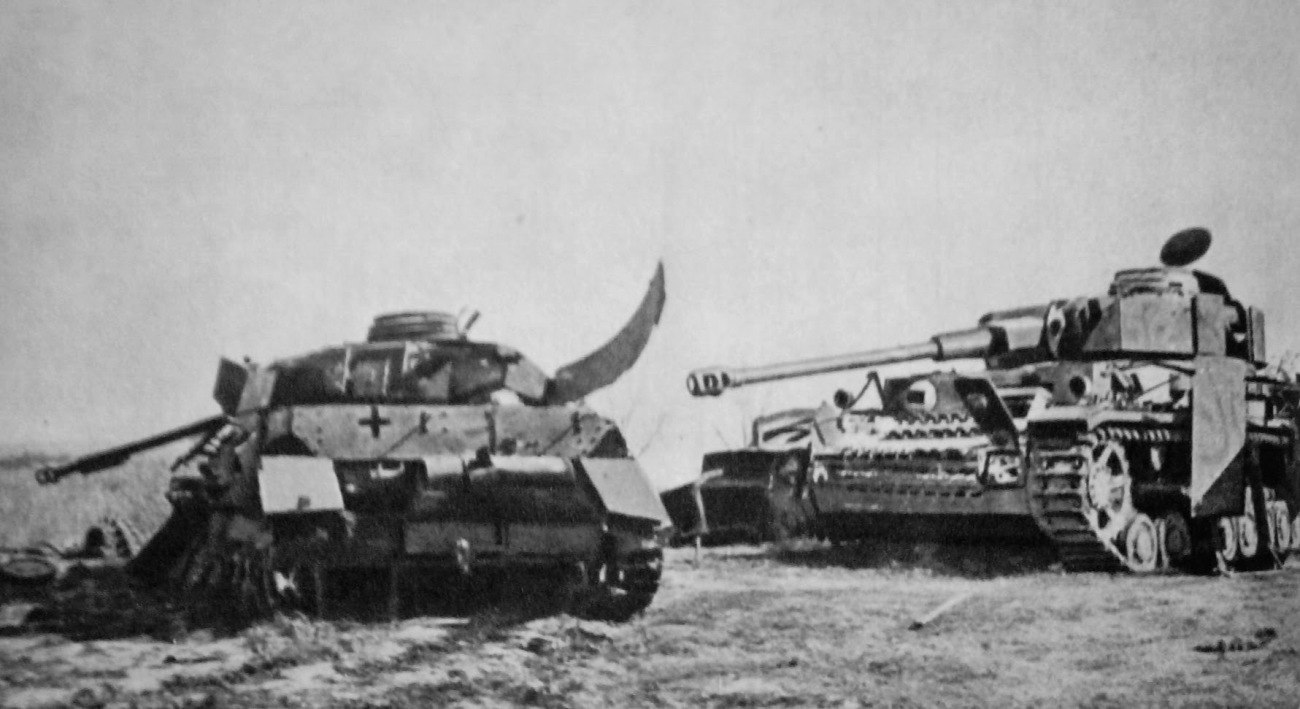 Подбитые на Курской дуге немецкие танки Pz.Kpfw. IV.