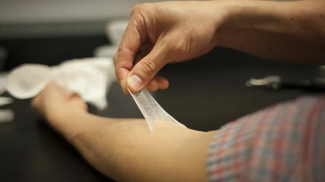 Ученым удалось создать искусственную кожу, которая способна реагировать на боль