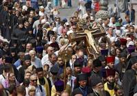 Прихожане католической церкви в Минске совершили крестный ход 12.09.2020
