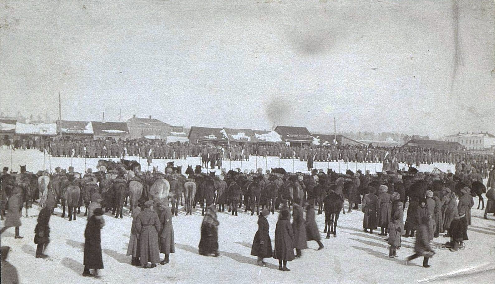 Польский парад. Ново-Николаевск. 1919
