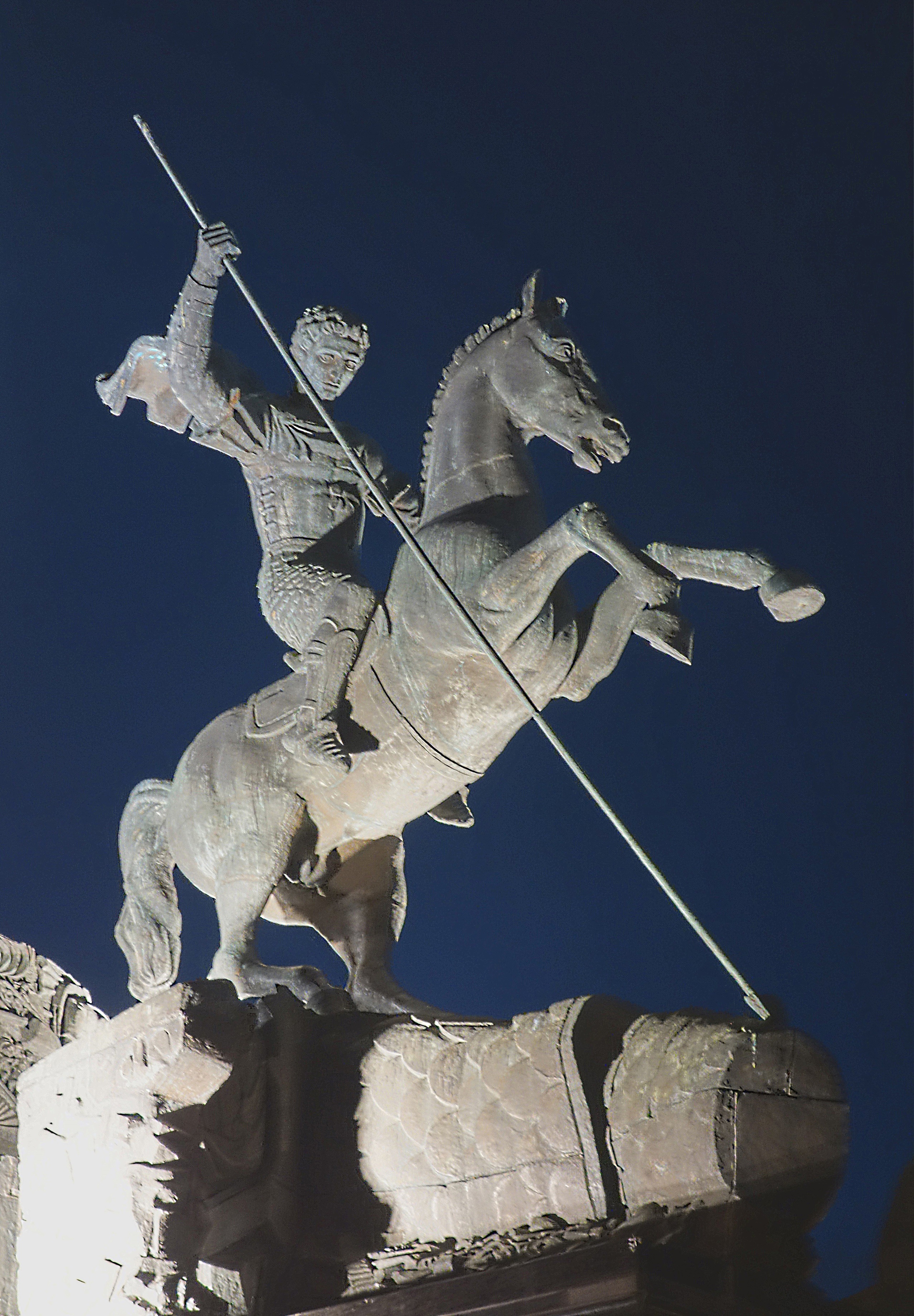 Статуя Св. Георгия-Победоносца у Мемориала-обелиска. Фото Морошкина В.В.