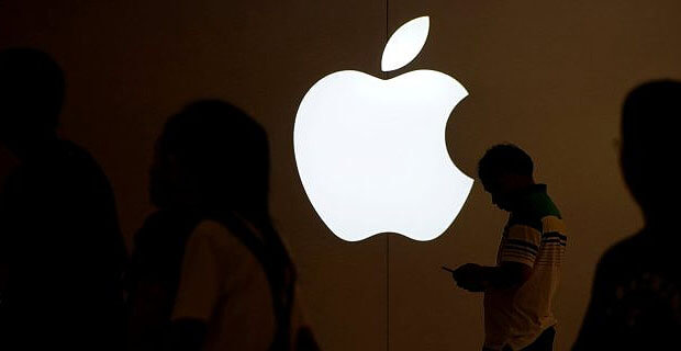 Apple выкупила стартап, создающий радиостанции для подкастов
