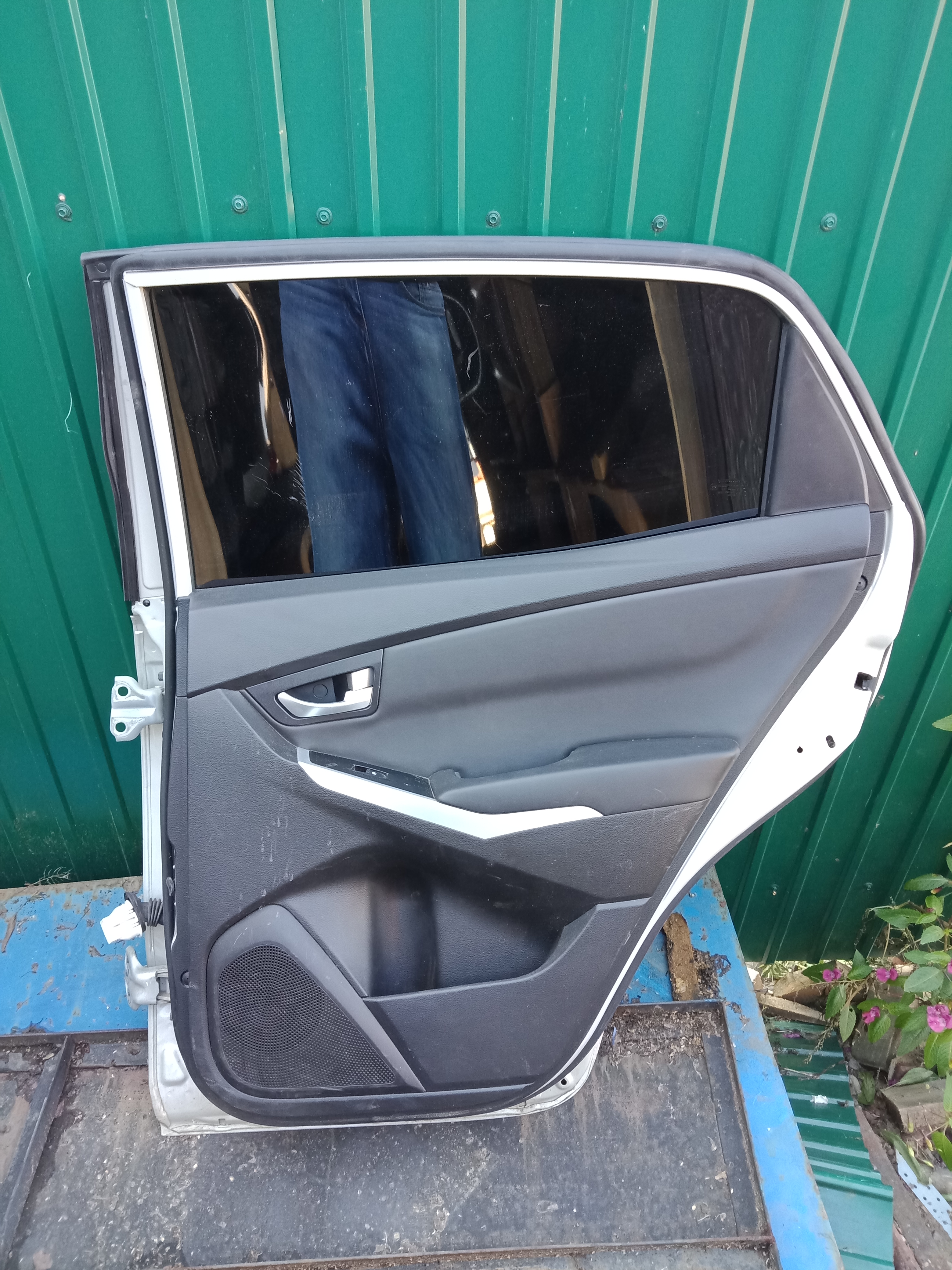 Дверь задняя левая Ssang Yong Actyon New Korando C