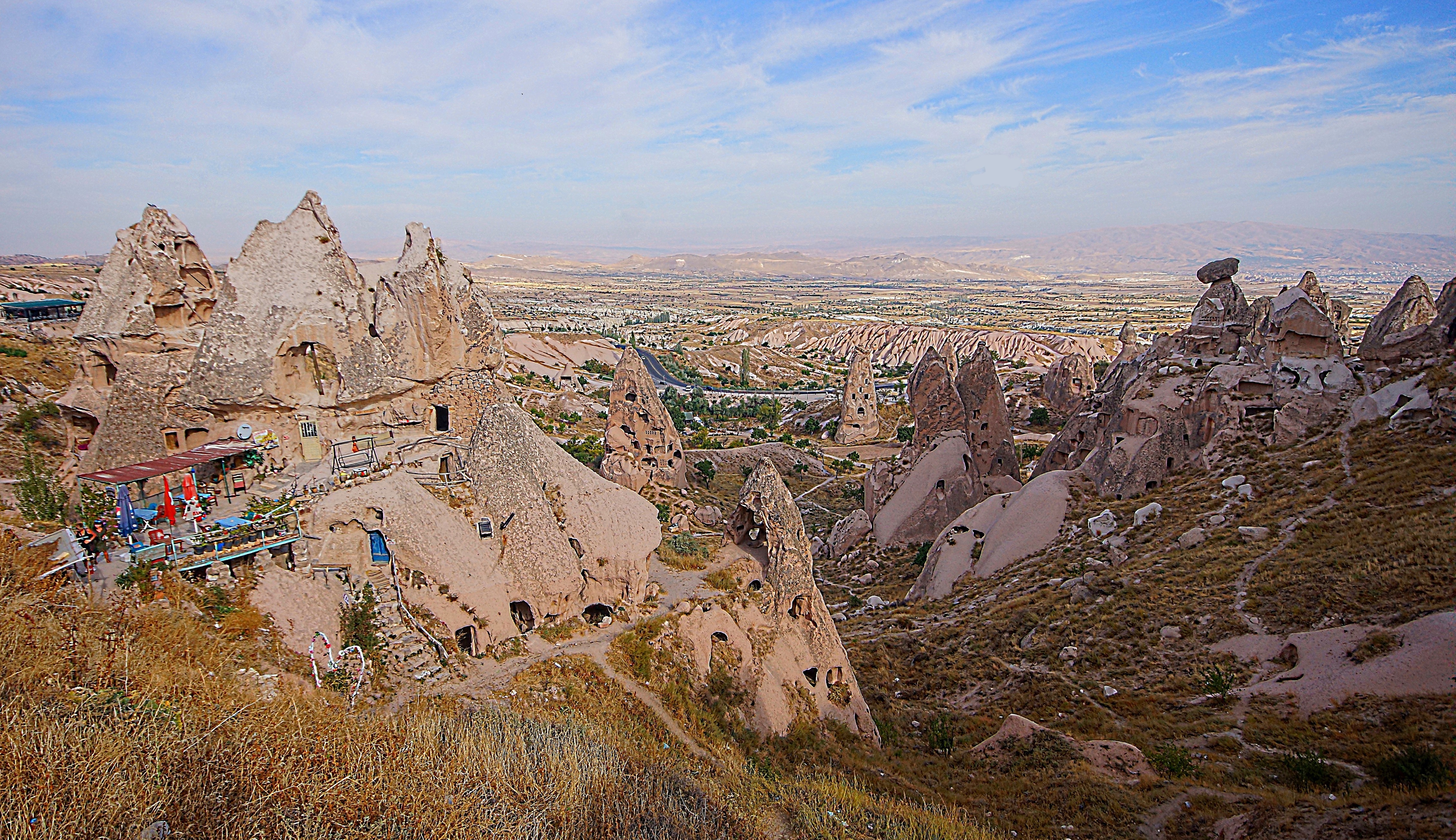 Скалы возле г. Аванос. Фото Морошкина В.В.