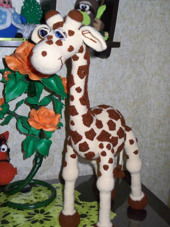 Жираф Апрель3