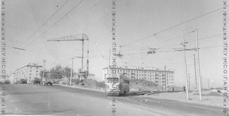 1963 Проспект Карла Маркса ( со стороны коммунального моста через р. Обь) Кузьминчук В.Я.