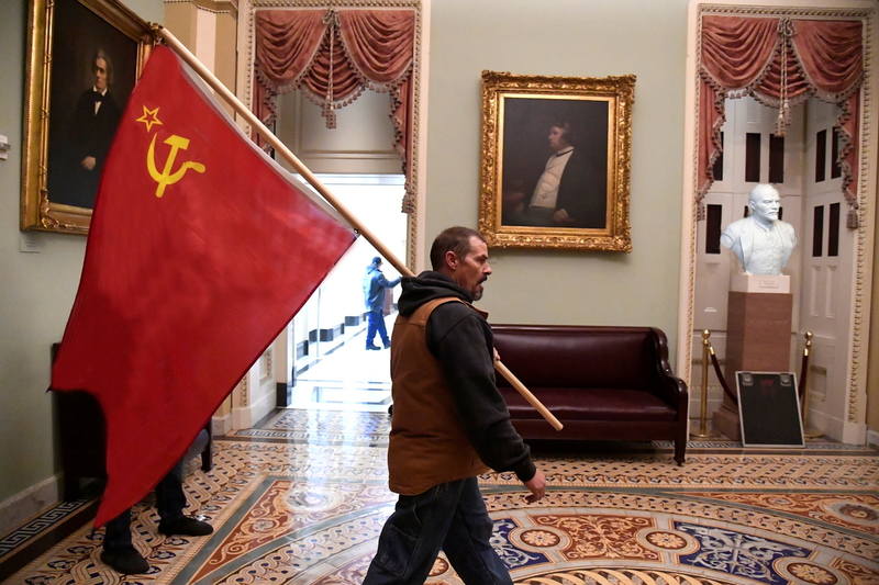 Флаг СССР и Ленин в Капитолии Флаг СССР и Ленин в Капитолии США