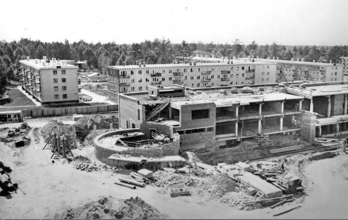 Строительство Торгового центра и ресторана Ильича 6. 1963 год
