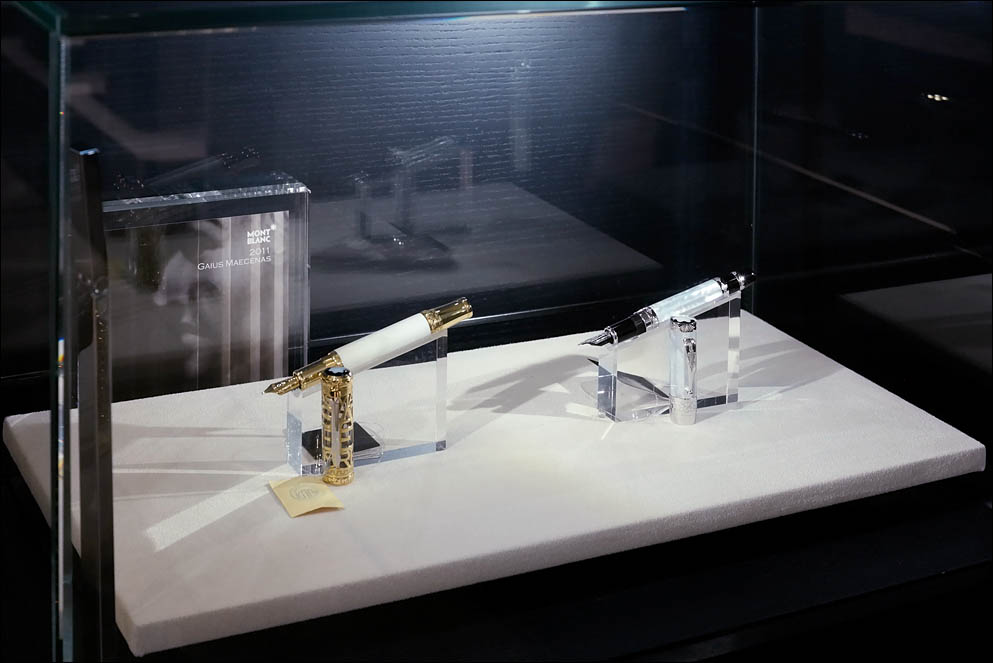 Montblanc boutique. Kyiv. 2021. Lenskiy.org