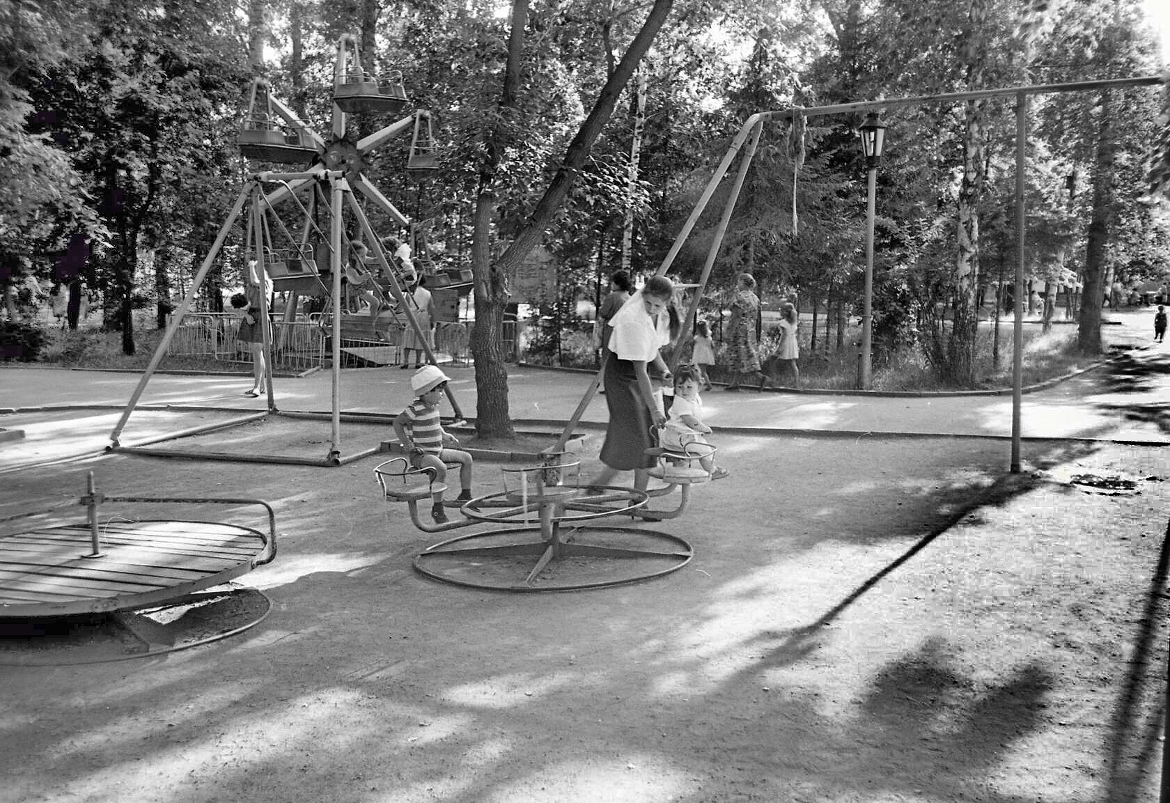 1993 детская площадка Центральный парк обработано