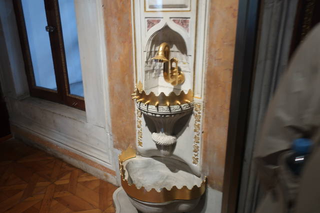 http://images.vfl.ru/ii/1617819187/bc2880c7/33989100_m.jpg