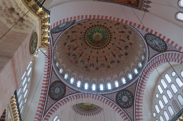 http://images.vfl.ru/ii/1617819393/dbca210a/33989152_m.jpg