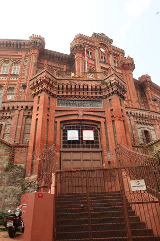 http://images.vfl.ru/ii/1617819466/54307f1a/33989174_m.jpg