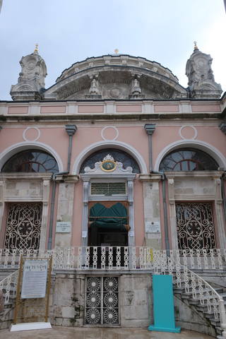 http://images.vfl.ru/ii/1617819737/e999aba6/33989272_m.jpg