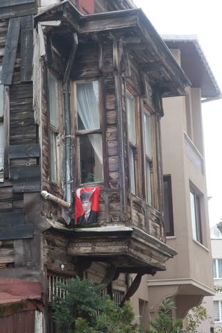 http://images.vfl.ru/ii/1617819853/8faa7016/33989309_m.jpg