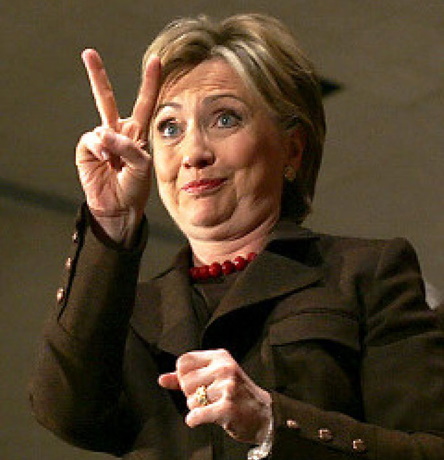 illuminati-signs-Hillary-Clinton-V-for-Victory