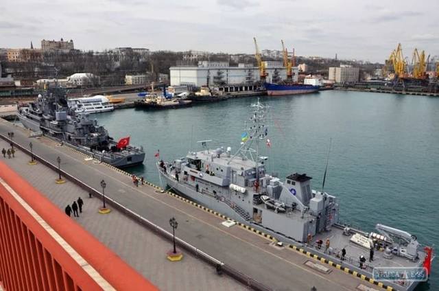 Учения противоминной группы НАТО на Одесском морском вокзале